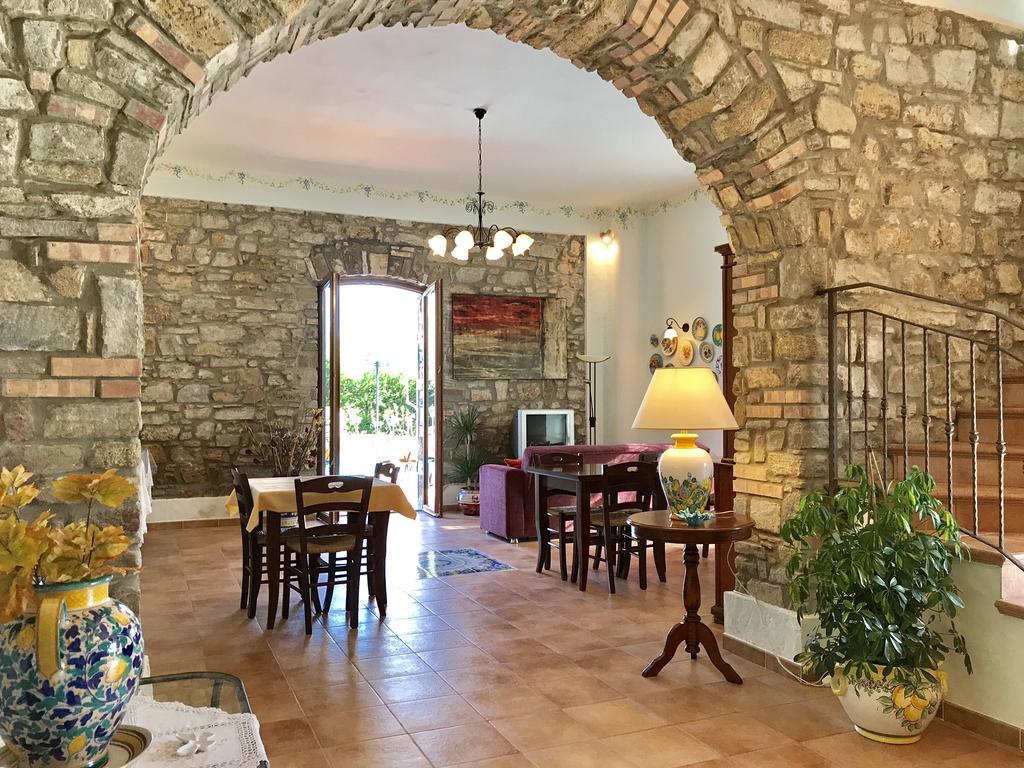 Casa Vacanze Il Cenito Castellabate Exteriör bild